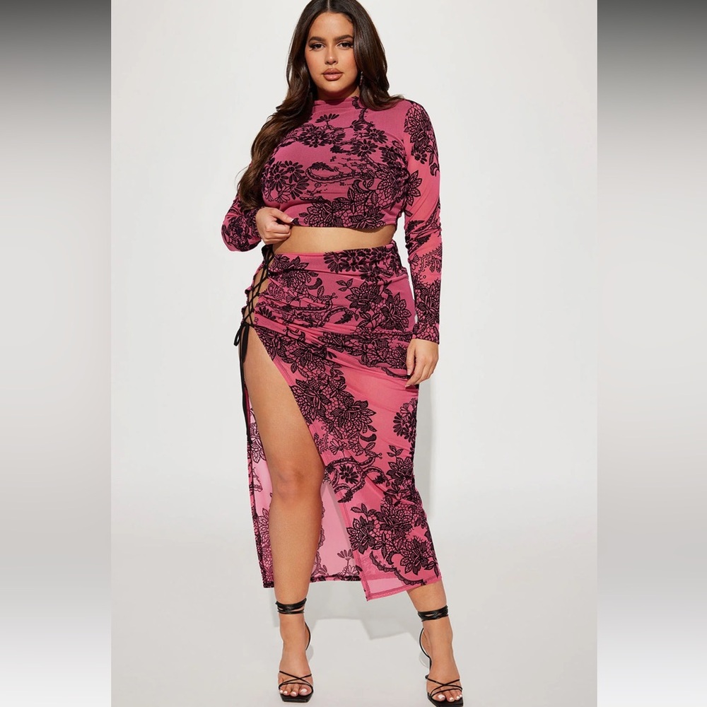 2pc Fashion Nova 1X Leave An Impression Mesh Skirt Set - Pink